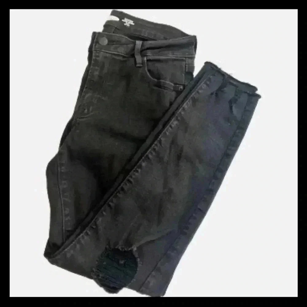 Old Navy Rockstar Super Skinny  Ankle Mid-rise Black Denim Jeans Women’s Size 6